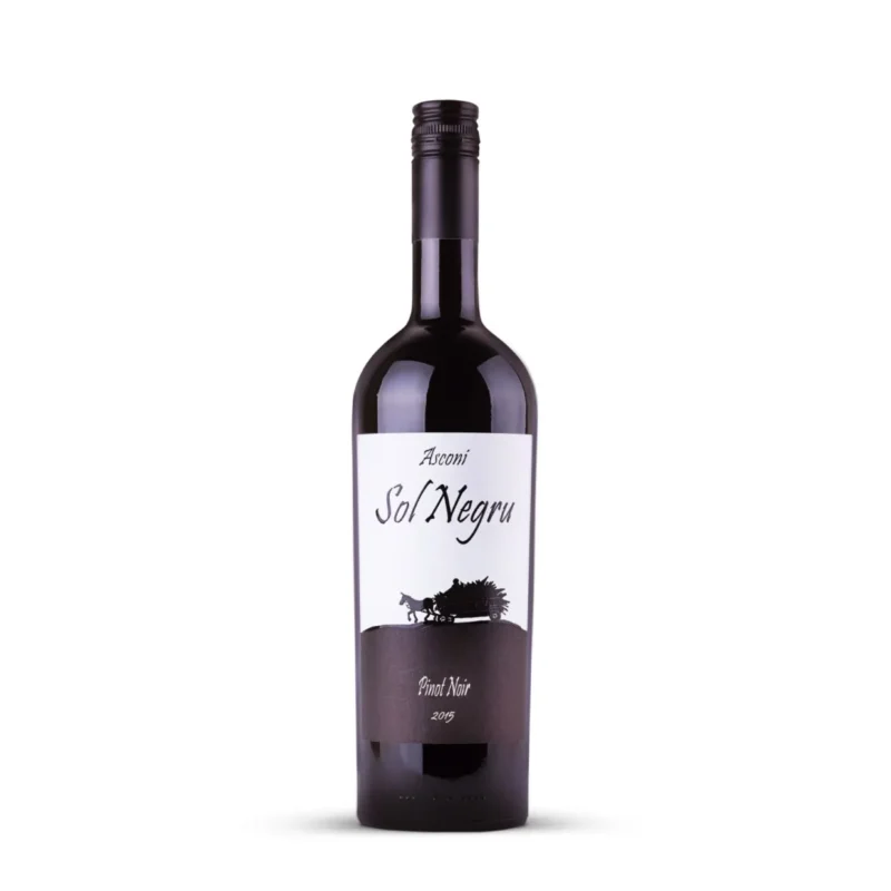 pinot noir 2015 sol negru; red wine